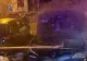 Trei mașini au luat foc pe o stradă din Cluj. Un bărbat a ajuns la spital, după ce focul a pornit de la motorul mașinii sale