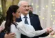 Lukașenko le dă sfaturi de frumusețe femeilor: „Nu vă mai ungeți fața cu tot felul de infecții. Curățați zăpada, asta vă ține tinere”