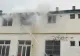 Incendiu puternic la o hală industrială din Ploiești: 15 persoane s-au autoevacuat