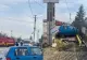 Alertă în Prahova. Patru case, evacuate după ce un autoturism a derapat şi a rupt o ţeavă de alimentare cu gaze