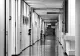 O pacientă a refuzat să plece din spital, la cinci luni după externare. Instituția a dat-o în judecată