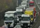 Val de proteste ale transportatorilor francezi, din cauza scumpirii carburanților. Centura Parisului, aproape blocată de autocare și TIR-uri