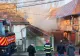 Incendiu de proporții într-o gospodărie din Odorheiu Secuiesc. Proprietara și un pompier au avut nevoie de îngrijiri medicale