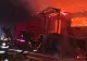 Incendiu puternic într-o hală industrială din Hunedoara. Pompierii au intervenit cu cinci autospeciale pentru stingerea flăcărilor