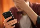 Noua metodă prin care escrocii încearcă să fure banii românilor. Ce le spun la telefon ca să îi convingă 