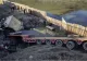 Trafic blocat pe pe DN 7, în județul Vâlcea. Un șofer este grav rănit, după ce camionul său a aterizat într-un șanț 