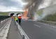 Incendiu pe autostrada A1, în Hunedoara: camion încărcat cu fructe, mistuit de flăcări