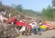 Un autobuz plin cu oameni a căzut într-o prăpastie, în India. Cel puțin 16 persoane au murit și alte zeci sunt rănite - FOTO&VIDEO