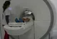 Un bărbat a fost uitat de medici în aparatul de RMN. După câte ore a fost descoperit