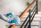Rutină de 12 minute seara: Cum păstrezi un apartament curat fără „maratonul” de weekend