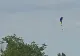 Și-a văzut moartea cu ochii. Un parașutist a căzut în gol, iar salvarea a venit în ultima secundă - VIDEO