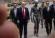 Trump, în mijlocul unui delir SF. Președintele SUA a publicat imagini alături de un extraterestru încătușat și la cârma unei forțe intergalactice