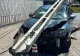 Accident în Craiova. O șoferiță de 19 ani a pierdut controlul volanului și a doborât un stâlp de beton