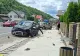 Fetiță de 12 ani, resuscitată după ce a fost lovită de o mașină. Șoferul a pierdut controlul volanului și a accidentat două minore și o femeie - VIDEO