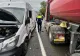 Un microbuz plin cu pasageri s-a izbit de un autocamion în Sălaj. Mai multe persoane au nevoie de îngrijiri medicale
