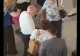 Bolojan face baie de mulțime, opoziția îl acuză de prăbușirea economică