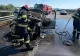Momente de panică pe A1: o mașină a luat foc în mers în zona Ilia. Au intervenit pompierii