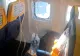 Răspunsul sec al companiei aeriene, după ce un pasager a fost aspirat pe jumătate în afara avionului în timpul zborului