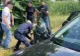 Urmărit național și internațional, capturat după o intervenție în trafic la Botoșani. Bărbatul condamnat pentru furt calificat a fost încătușat