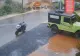Imagini înfiorătoare din India: un val uriaș de noroi mătură oameni, vehicule și clădiri – VIDEO