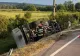 Camion răsturnat pe DN73 în Argeș, pericol de incendiu