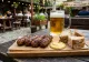 PERICOLUL DIN FARFURIE! O simplă porție de mici îți dă peste cap dieta: Are 700 de calorii, adică o treime din necesarul zilnic!