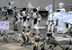 Roboții au ieșit în stradă ca să ceară protejarea locurilor de muncă. Protestul care pare desprins dintr-un film SF