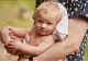 Dermatita atopică la bebeluși, explicată părinților de dr. Ingrid Bălan, în paginile cărții VindecaDAI