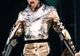 Michael Jackson contestă o licitaţie cu obiectele sale personale