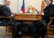 Câinele lui Putin a dat iama în delicatesele pregătite pentru şefii de partid