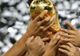 Trofeul Cupei Mondiale la fotbal vine în România!