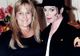 Debbie Rowe, mama copiilor lui Michael Jackson, poate obţine custodia dacă doreşte