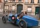 Peste 60 de maşini Bugatti au defilat la Paris, pe Champs Elysees