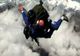 Skydiving pe Everest. VEZI VIDEO