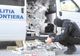 Lupul, paznic la oi. Trei polițiști de frontieră din Arad, sub control judiciar, după ce au furat baxuri de țigări confiscate