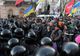 Ciocniri între manifestanţi şi poliţie în faţa Parlamentului de la Kiev