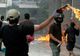 Grecia: Lupte de stradă între forţele de ordine şi protestatari antisistem