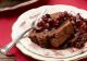 Reteţă: Prăjitură cu vișine și ciocolată