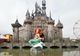 Celebrul artist urban Banksy, expoziţie extraordinară - cum arată parcul "Dismaland"