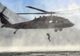 Dramă! Un elicopter militar s-a prăbuşit în apă. Cinci persoane se aflau la bord