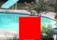 Au vrut să intre în piscină, dar au înlemnit! Stătea în apă şi făcea asta. Totul a fost filmat 