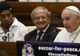 Papa Francisc s-a întâlnit cu Ronaldinho și a anunțat un nou "Meci pentru pace" la Roma