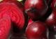 Tratamentul puţin cunoscut, dar cu efecte miraculoase. La ce e bun vinul din sfeclă roşie