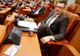 Moment incredibil în Parlament. Cum au reacționat deputații când au găsit pe jos 100 de lei
