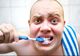 Greşeala pe care o facem toţi când ne spălăm pe dinţi
