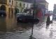 Centrul orașului Sighișoara, inundat după o ploaie torențială. Patru străzi, sub ape