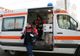 Accident bizar în Timişoara!  O fetiţă de 12 ani, lovită de o ambulanţă cu semnalele în funcţiune 