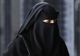 Angela Merkel vrea să interzică vălul islamic în Germania