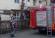 O femeie obeză din Bârlad, salvată în ultimul moment de pompieri, printr-o acţiune complicată 