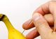 A înţepat o banană cu un ac. Ce s-a întâmplat când a desfăcut fructul